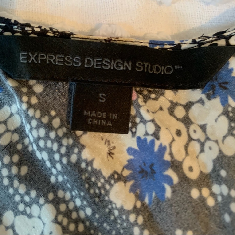 Express top - Picture 3 of 11